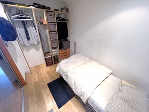 Photo 1- click for photo gallery